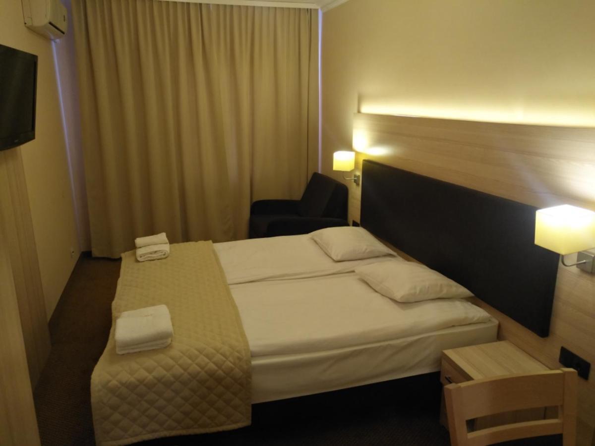 Spa Hotel Gloria Přemyšl Exteriér fotografie